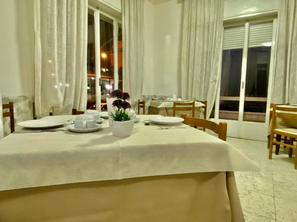 Villa Derna Rimini Luaran gambar